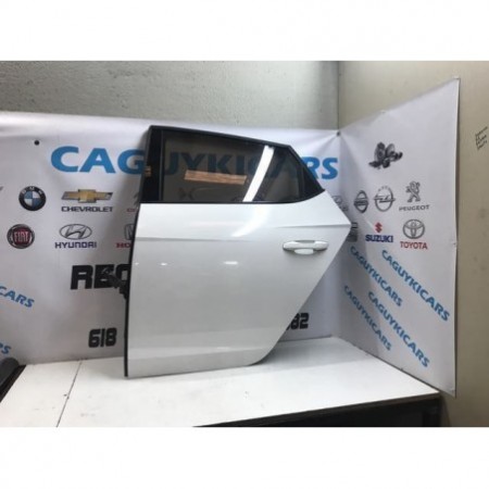 Puerta seat leon mk3 trasera izquierda