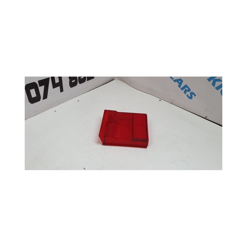 tulipa piloto seat 131 derecha nueva